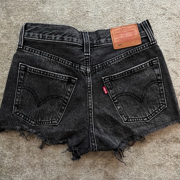 Levi's Black Frayed Jean Shorts - Picture 2 of 2